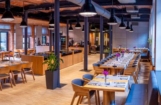 Hotele 4**** - Fabryka Wełny Hotel & Spa - restaurant - zdjęcie 1 