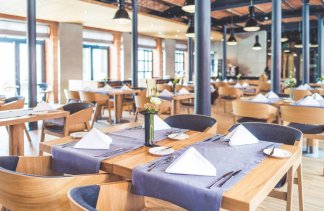 Hotele 4**** - Fabryka Wełny Hotel & Spa - restaurant - zdjęcie 2 