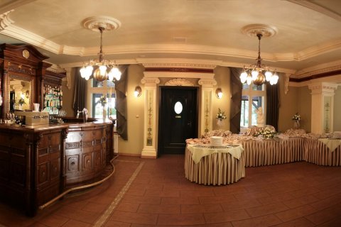 Restauracje - Restauracja Leśniczówka - zdjęcie 2