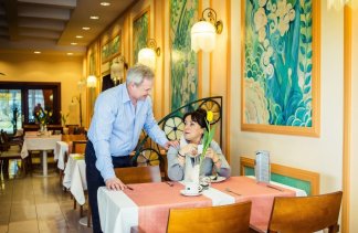 Hotele SPA - Hotel Termy Pałacowe w Nałęczowie - restaurant - zdjęcie 4 