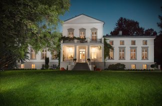 Dworki - Dwór Podstolice - obiekt - zdjęcie 1 