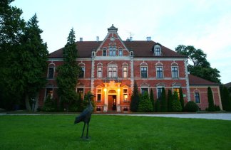 Pałace - Pałac w Leźnie - obiekt - zdjęcie 1 