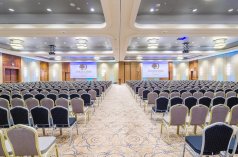 Hotele 4**** - DoubleTree by Hilton Kraków Hotel & Convention Center - zdjęcie 4