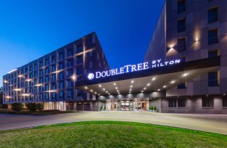Hotele 4**** - DoubleTree by Hilton Kraków Hotel & Convention Center - obiekt - zdjęcie 2 