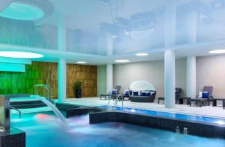 Hotele 4**** - DoubleTree by Hilton Kraków Hotel & Convention Center - service - zdjęcie 3 