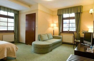 Dworki - Jaśkowy Dworek - obiekt - zdjęcie 7 