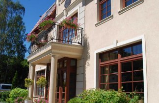 Dworki - Jaśkowy Dworek - obiekt - zdjęcie 1 