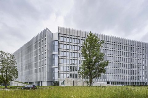 Sale konferencyjne w biurowcach - Greenwings Offices - zdjęcie 2