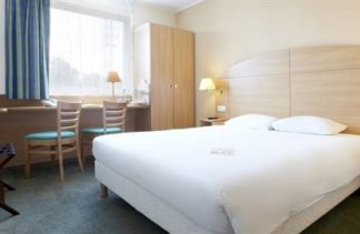 Hotele ** - Hotel Campanile Poznań - Pokoje - zdjęcie 2 