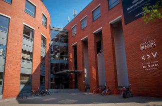 Sale konferencyjne - Collegium Da Vinci - obiekt - zdjęcie 3 