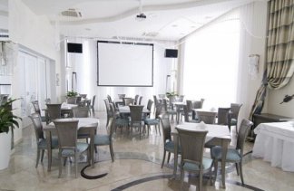 Obiekty konferencyjne - Euro-Centrum Park Przemysłowy w Katowicach - restaurant - zdjęcie 1 