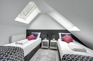 Sale konferencyjne - Apartament przy Jelitkowskiej w Gdańsku - Pokoje - zdjęcie 3 