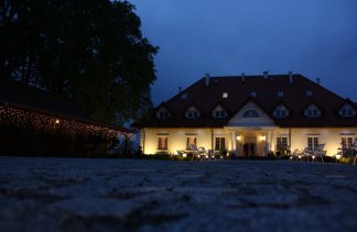 Dworki - Dwór pod Kasztanowcami - obiekt - zdjęcie 2 