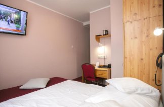 Hotele ** - Hotel Unibus ** - Pokoje - zdjęcie 5 