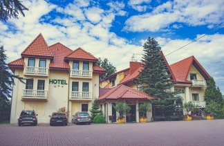 Hotele 3*** - Hotel YUCA - obiekt - zdjęcie 1 