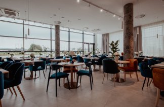 Hotele 3*** - Arche Hotel Lotnisko Gdańsk - restaurant - zdjęcie 1 
