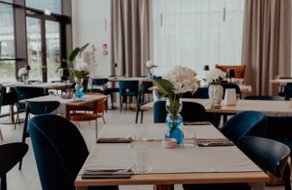 Hotele 3*** - Arche Hotel Lotnisko Gdańsk - restaurant - zdjęcie 9 