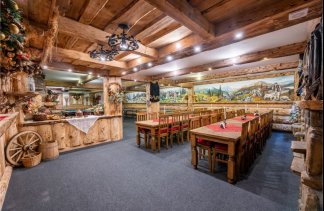Ośrodki konferencyjne - Willa Cztery Pory Roku - restaurant - zdjęcie 1 