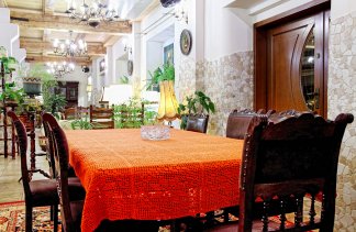 Hotele ** - Usługi Hotelowe "17" - restaurant - zdjęcie 4 