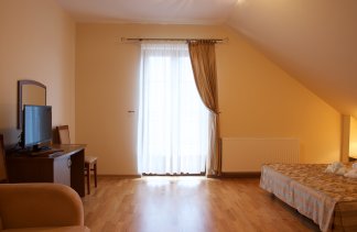 Dworki - Dworek Biesiadny w Radzewicach - Pokoje - zdjęcie 2 