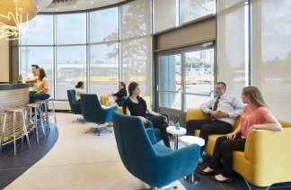 Hotele 4**** - Hotel Golden Tulip Warsaw Airport - obiekt - zdjęcie 3 