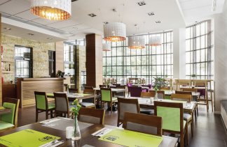 Hotele 3*** - Hotel Mercure Warszawa Airport - restaurant - zdjęcie 1 