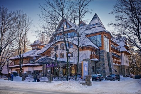 Hotele 4**** - Hotel**** CROCUS - zdjęcie 2