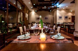 Hotele 4**** - Hotel**** CROCUS - restaurant - zdjęcie 11 