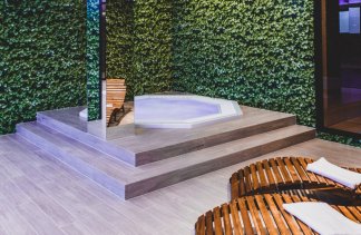 Hotele 4**** - Hotel**** CROCUS - service - zdjęcie 5 