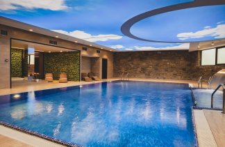 Hotele 4**** - Hotel**** CROCUS - service - zdjęcie 4 