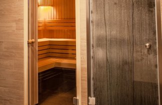 Hotele 4**** - Hotel**** CROCUS - service - zdjęcie 15 