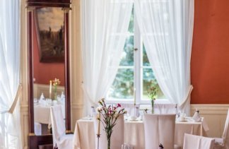 Pałace - Pałac w Racocie - Stadnina Koni Racot Sp. z o.o. - restaurant - zdjęcie 6 