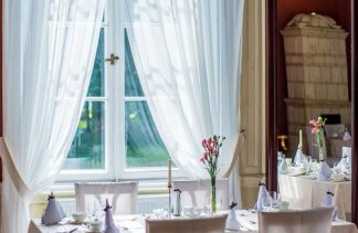 Pałace - Pałac w Racocie - Stadnina Koni Racot Sp. z o.o. - restaurant - zdjęcie 5 