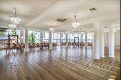 Hotele 3*** - Karczma Łabędź Hotel *** - zdjęcie 3