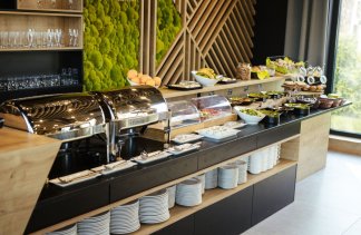 Hotele 3*** - Air Hotel - restaurant - zdjęcie 10 