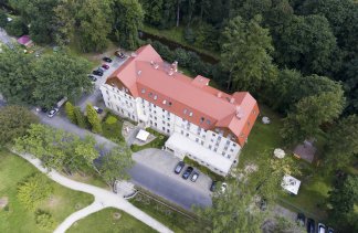 Hotele SPA - Hotel Spa Medical Dwór Elizy - obiekt - zdjęcie 2 