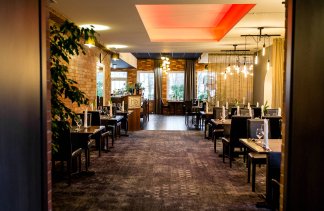 Centra konferencyjne - Hotel & Restauracja Atena Mielec - restaurant - zdjęcie 2 