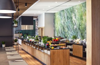 Hotele 4**** - Q Hotel Plus Wrocław Bielany - restaurant - zdjęcie 5 