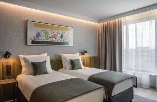 Hotele 4**** - Q Hotel Plus Wrocław Bielany - Pokoje - zdjęcie 4 