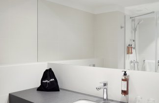 Hotele 4**** - Q Hotel Plus Wrocław Bielany - Pokoje - zdjęcie 13 