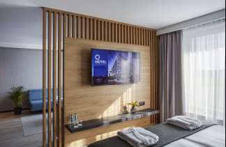 Hotele 4**** - Q Hotel Plus Wrocław Bielany - Pokoje - zdjęcie 8 