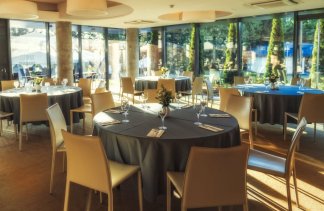 Hotele 3*** - Hotel HP Park *** Olsztyn - restaurant - zdjęcie 1 