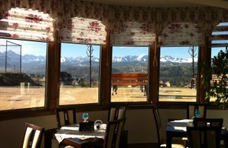 Centrum Konferencyjno-Wypoczynkowe - Montenero Resort&Spa - restaurant - zdjęcie 4 