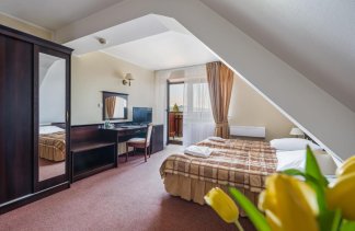 Centrum Konferencyjno-Wypoczynkowe - Centrum Wypoczynku i Rehabilitacji Umina - Pokoje - zdjęcie 1 