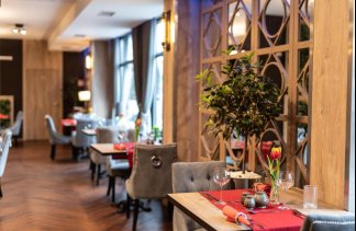 Hotele 4**** - Hotel Beskid**** - restaurant - zdjęcie 3 