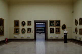 Pałace - Muzeum Narodowe w Krakowie - Galeria Sztuki w Sukiennicach i Pałac biskupa Erazma Ciołka - obiekt - zdjęcie 4 