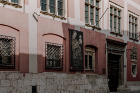 Pałace - Muzeum Narodowe w Krakowie - Galeria Sztuki w Sukiennicach i Pałac biskupa Erazma Ciołka - zdjęcie 2