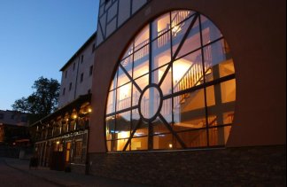 Hotele 3*** - Zamkowy Młyn - obiekt - zdjęcie 2 