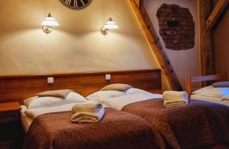 Hotele 3*** - Zamkowy Młyn - Pokoje - zdjęcie 1 