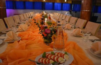 Hotele 3*** - Hotel Zajazd Piastowski - obiekt - zdjęcie 1 